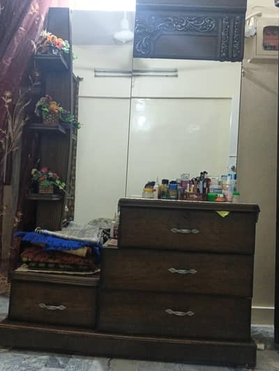 show case with mirror and computer table