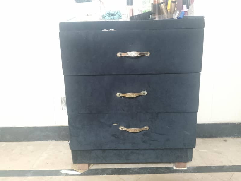 Single bed with dressing table without mattress 4