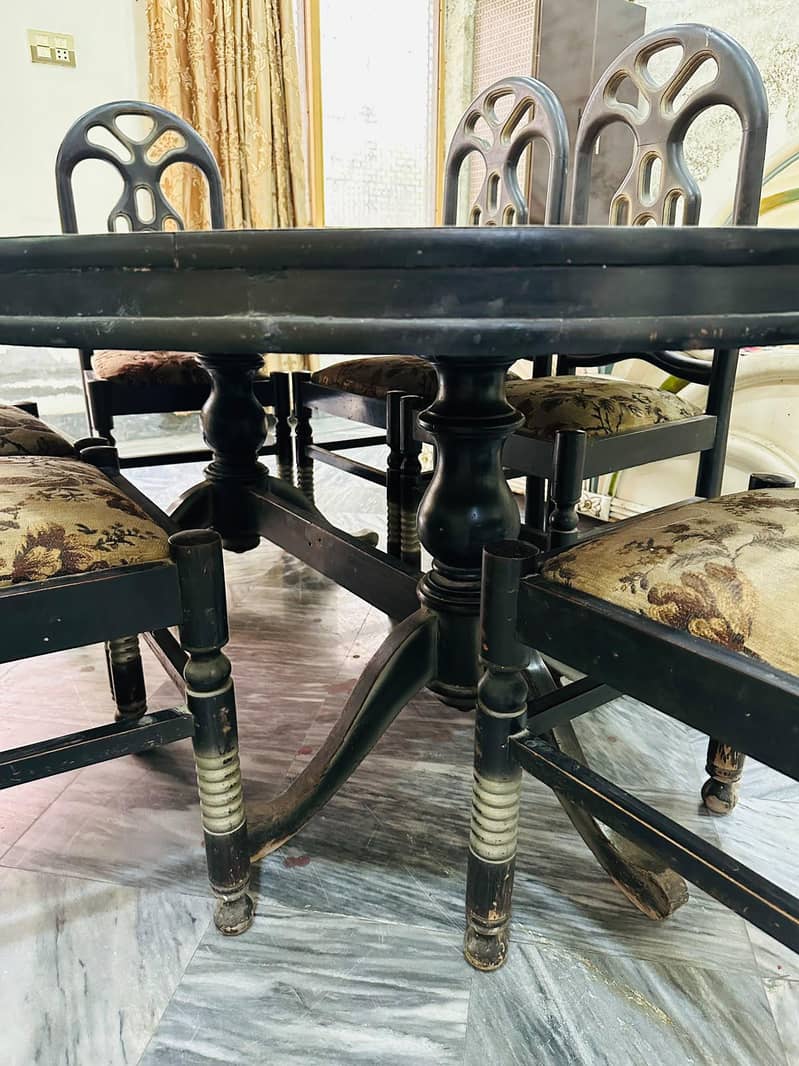 dinning table 4