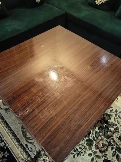 L shape sofa with table