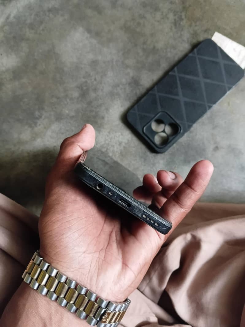 Realme C53 2