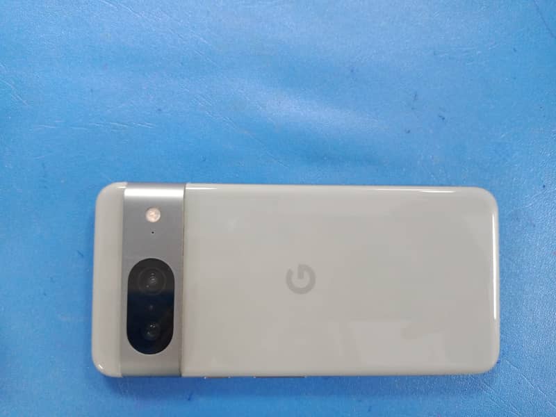 Google Pixel 8 0