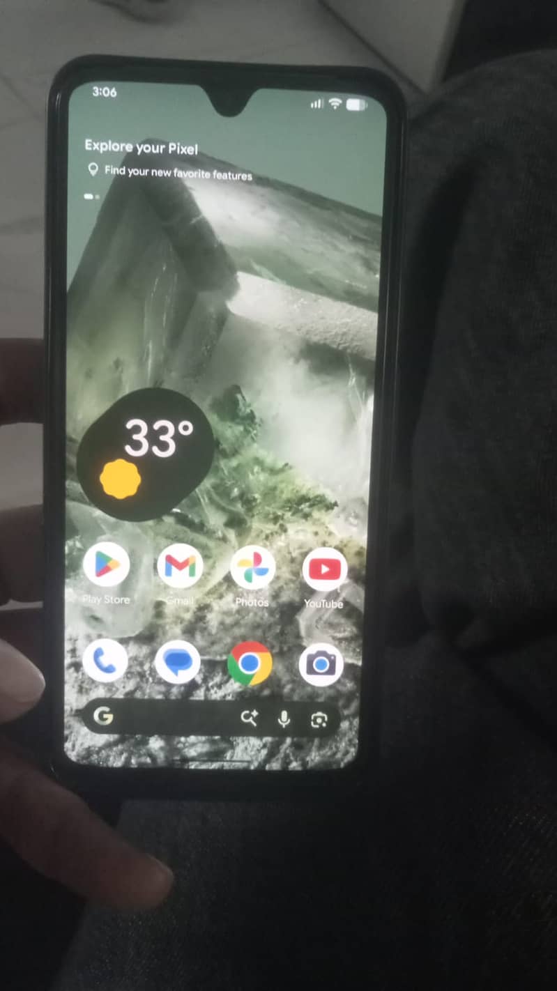 Google Pixel 8 2