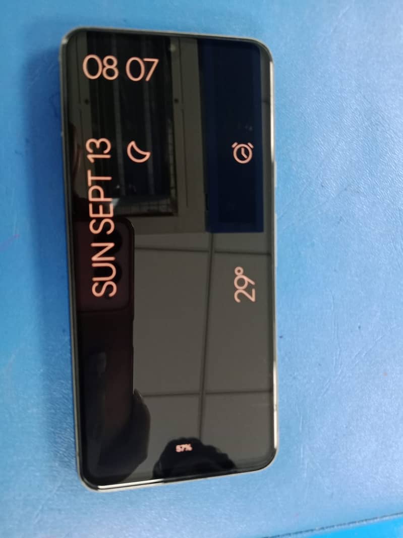 Google Pixel 8 3