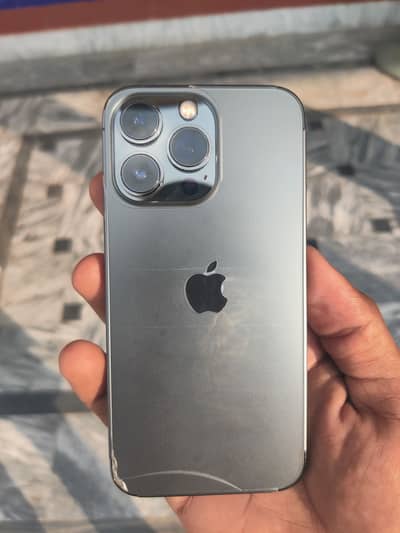 Apple iPhone 13 Pro