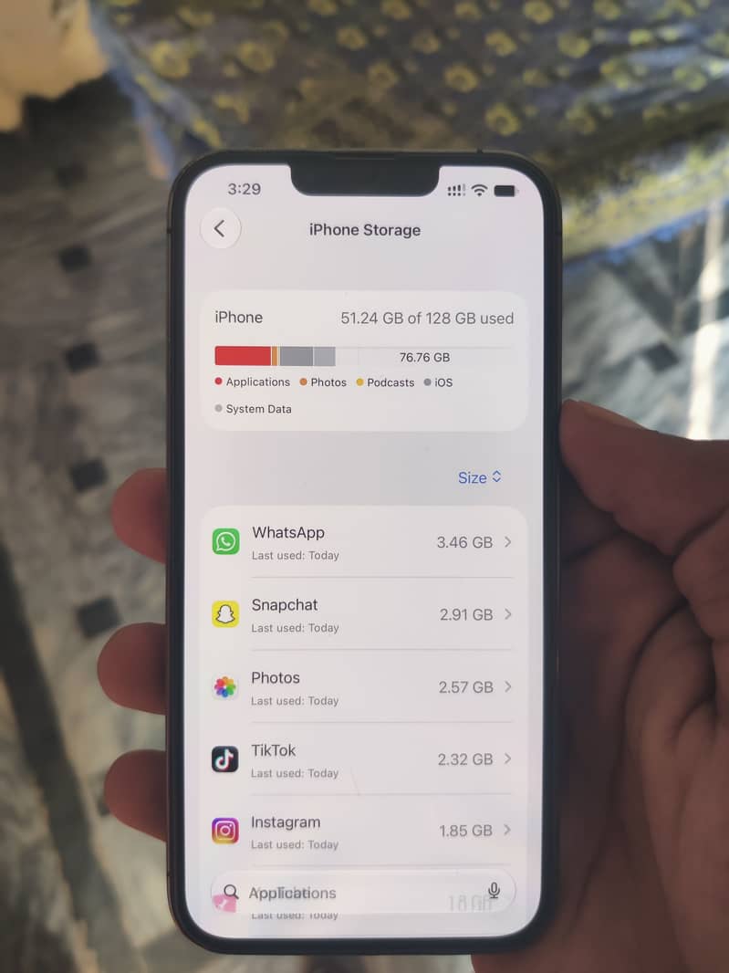 Apple iPhone 13 Pro 8