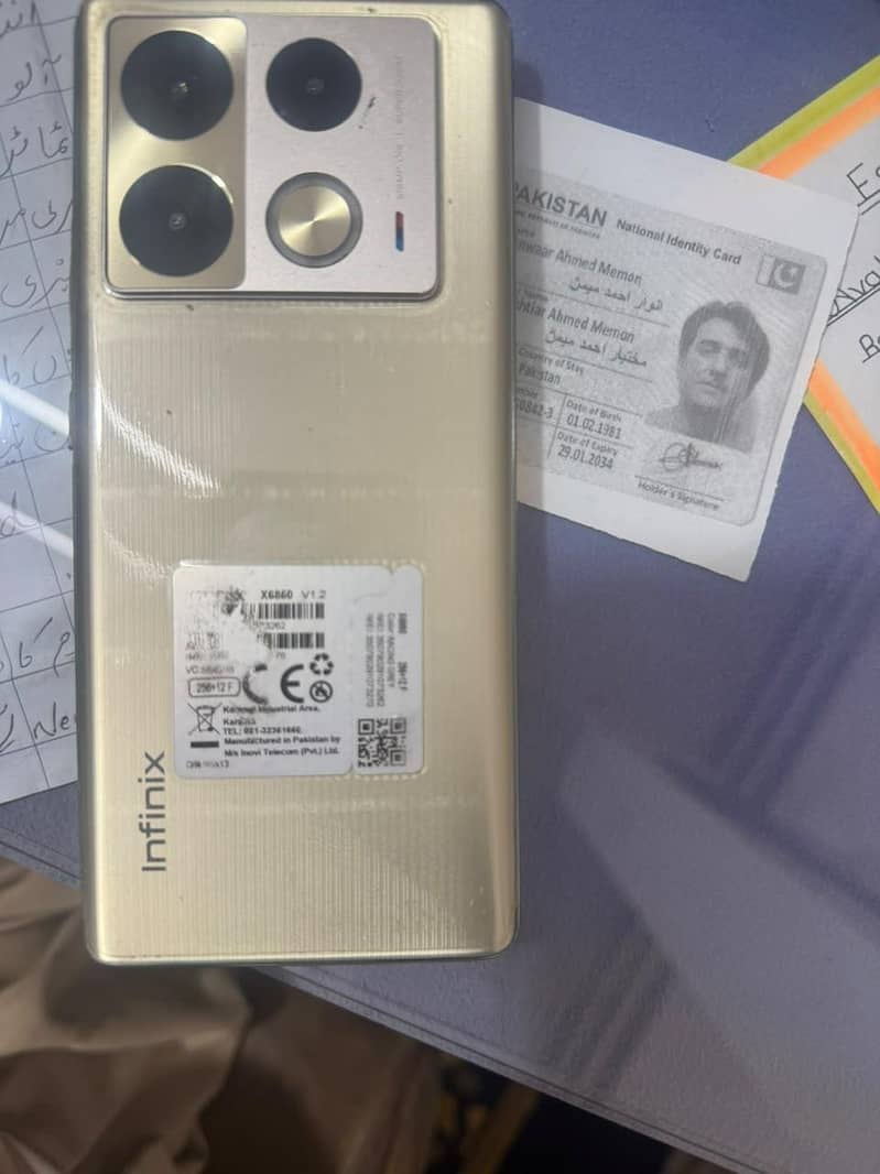 Infinix Note 40 Pro 3