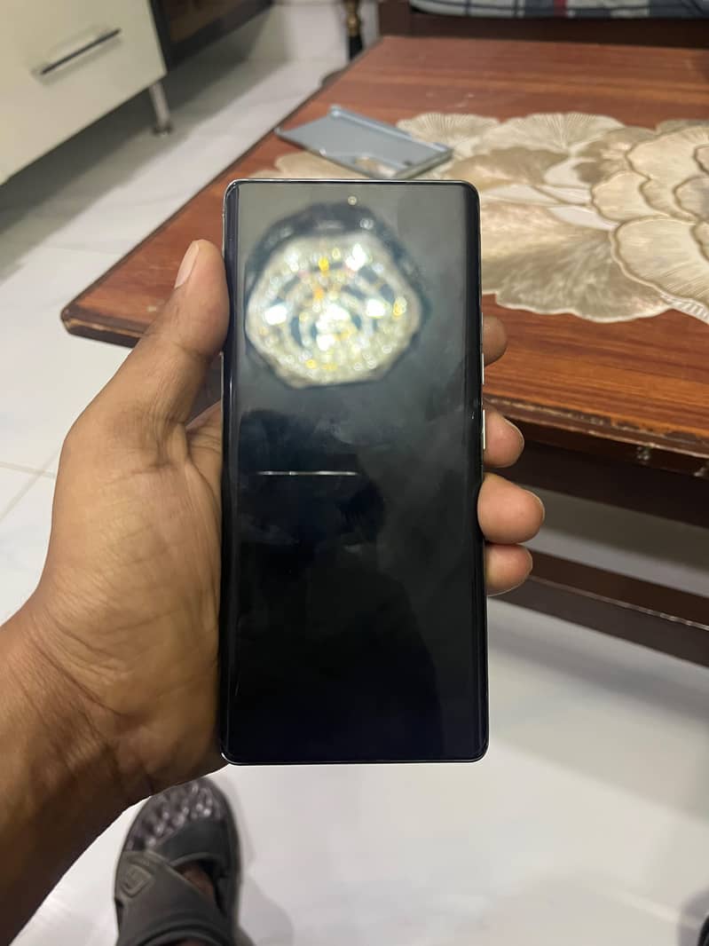 Tecno CAMON 40 Pro 8