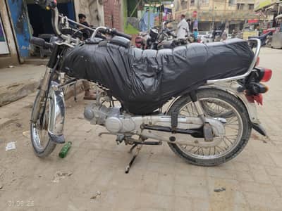 Honda CD-70 2024