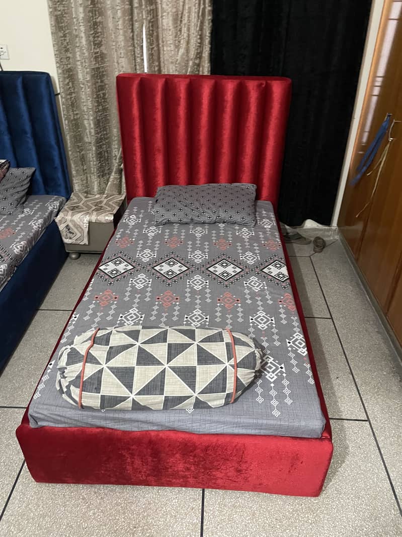 Two single beds 8