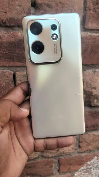 Infinix Zero 30