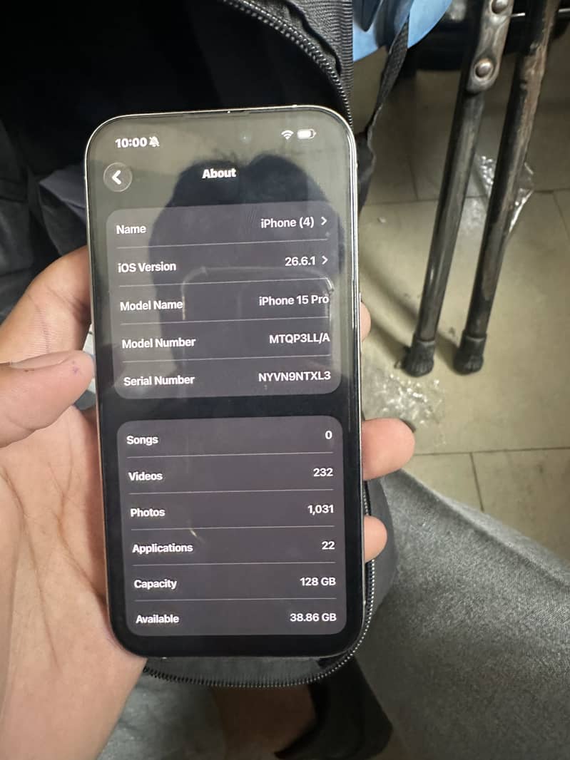 Apple iPhone 15 Pro 4