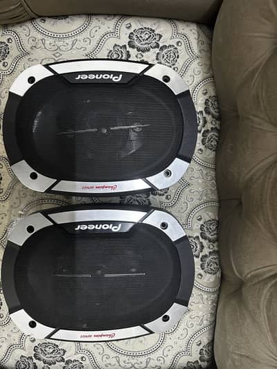 Speaker for sale in good condition