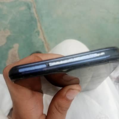 Vivo Y21