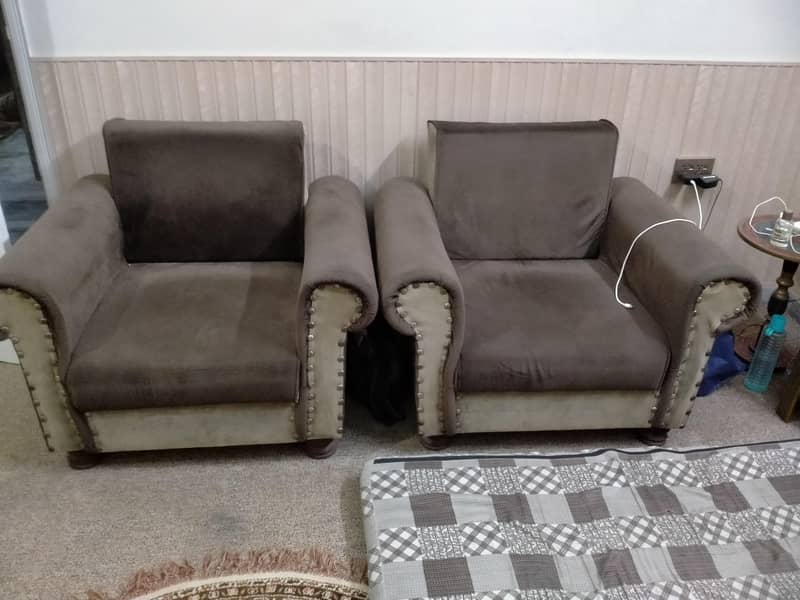 2 seater sofa 1