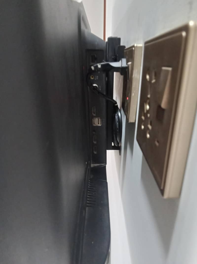 Led smart tv 1
