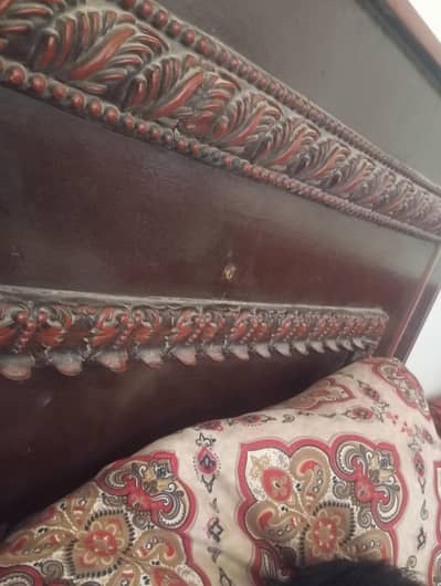 only bed no mattress no side table normal condition