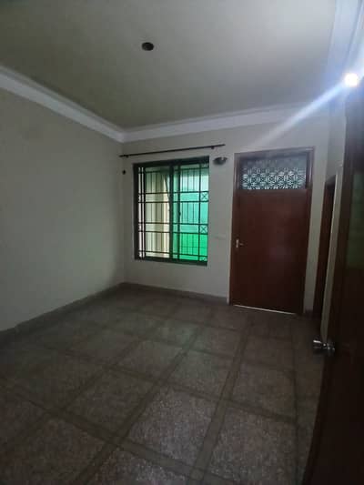 7MARLA UPPER PORTION FOR RENT IN ALLAMA IQBAL TOWN