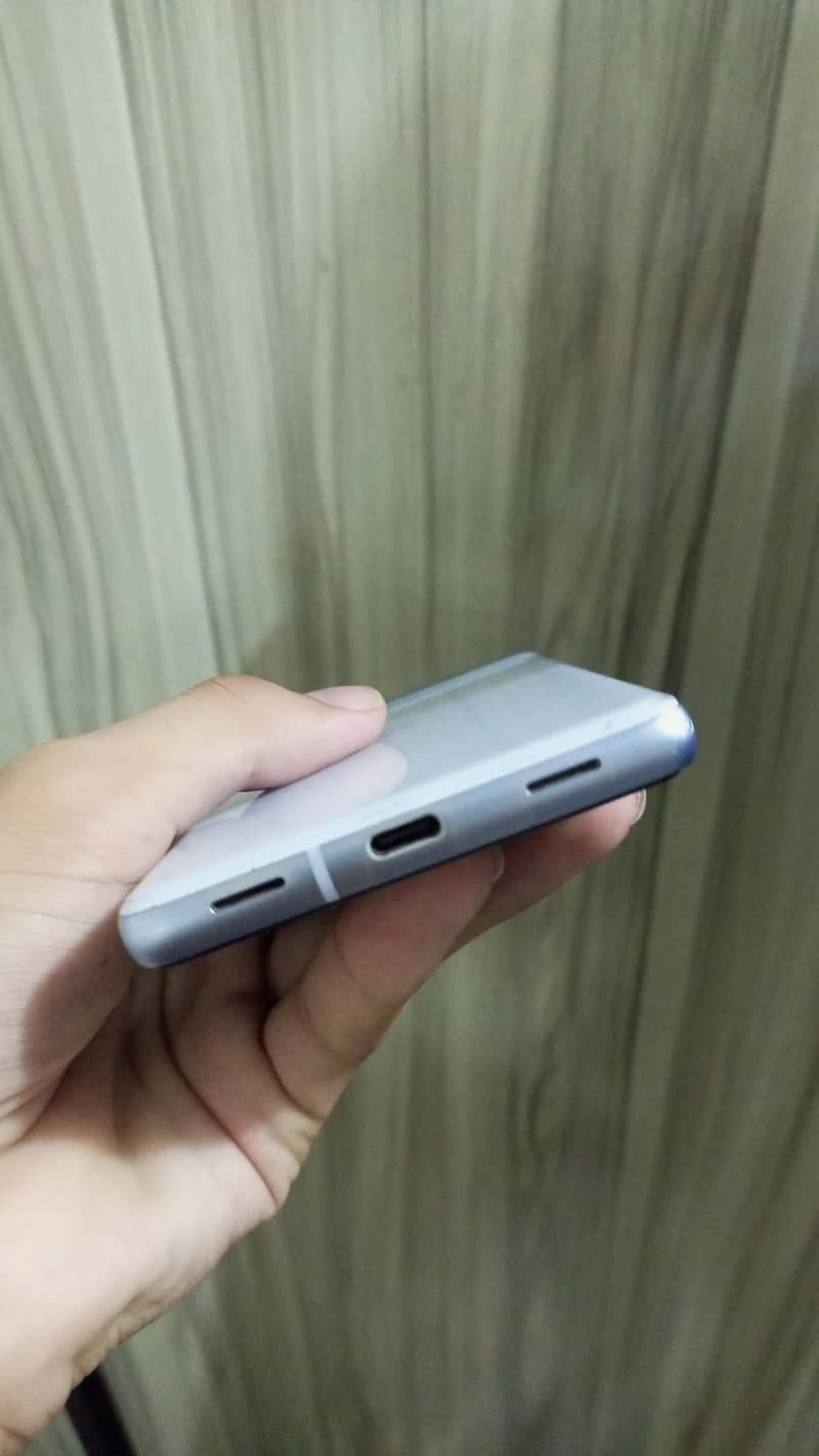 Google Pixel 7a 2