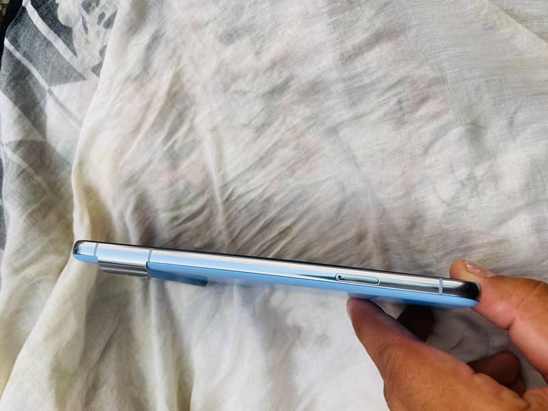 Google Pixel 8 Pro 3