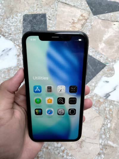 iPhone 11 WhatsApp num #03027153957