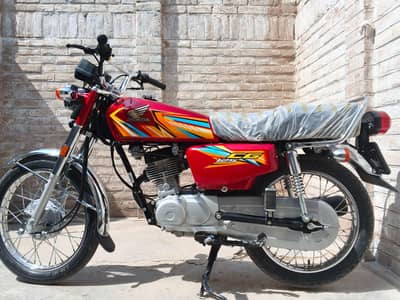 Honda 125 for sale model 26/27 all clear documents