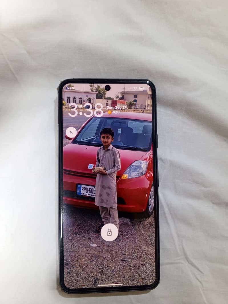 Google Pixel 8 5
