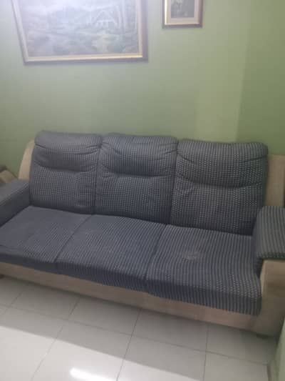 Sofa urgent sell