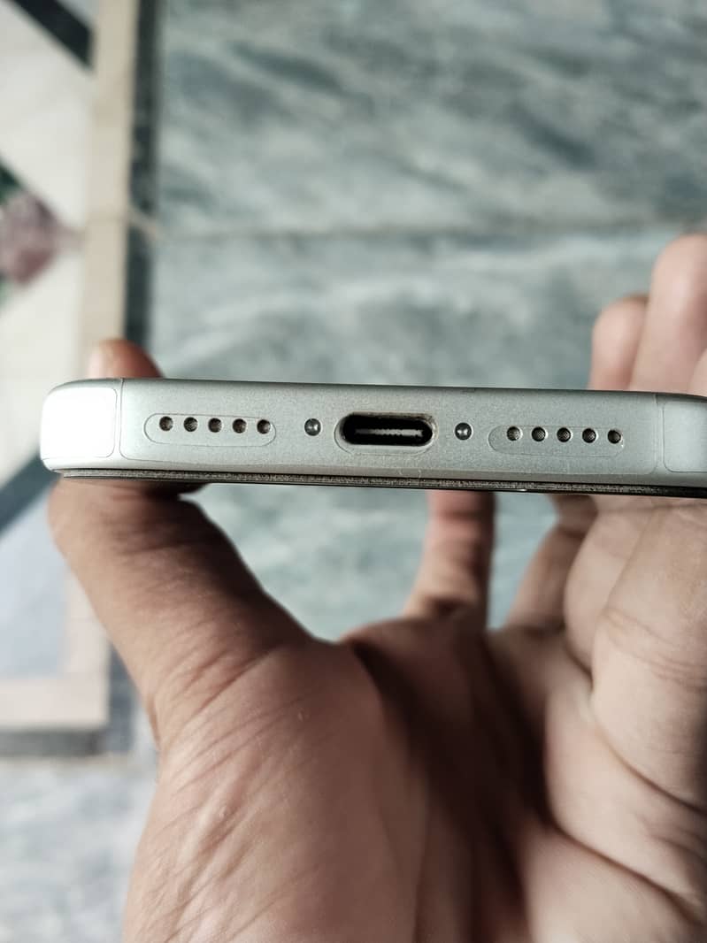 Apple iPhone 17 Pro 8