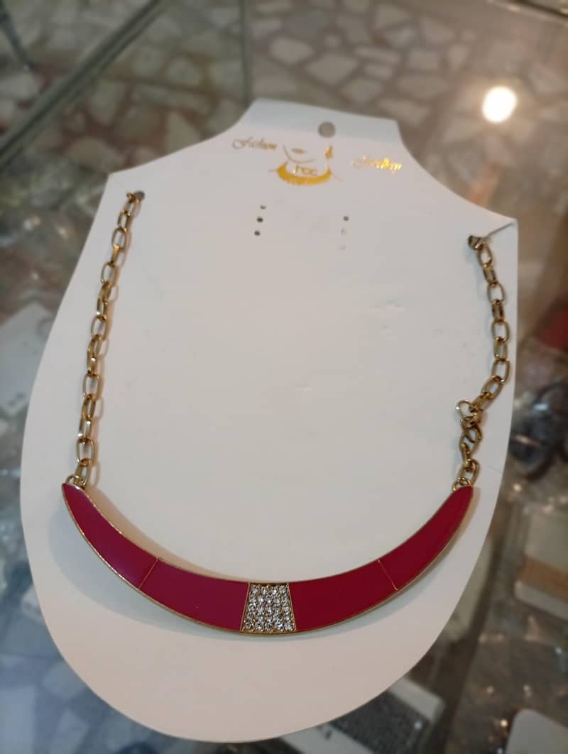 Beautiful Neckless 0