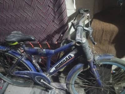 Bohat achi cycle ha but is ka tire ki tubes khrab ho ge ha