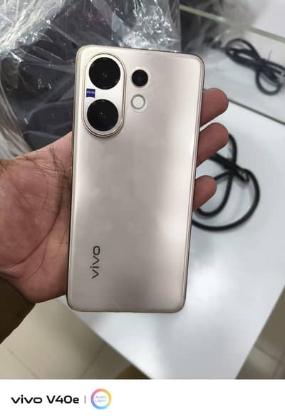 Vivo V60(12+256)