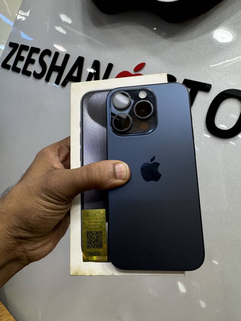 Apple iPhone 15 Pro 0