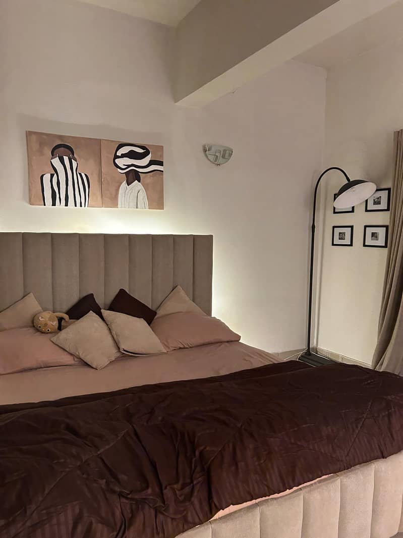 King Bed/Bed set 0