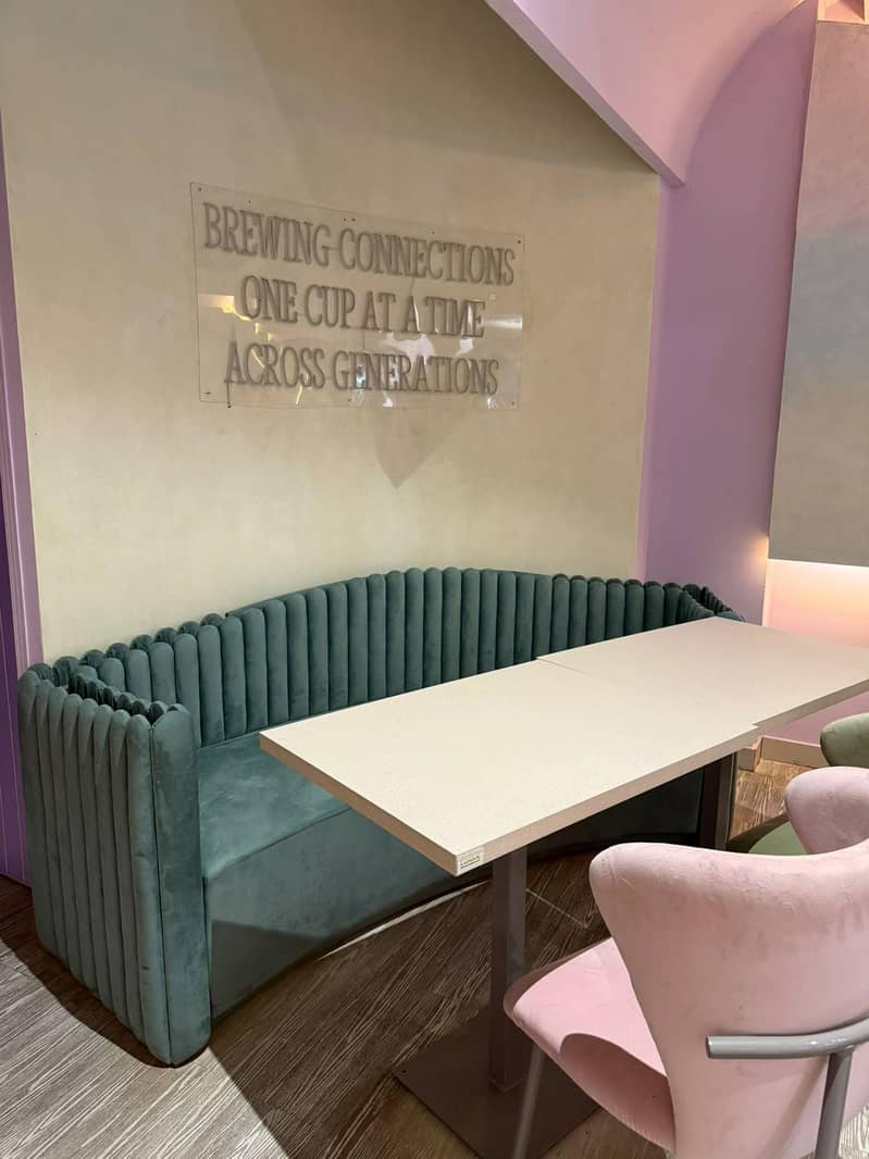 Bubble Sofasets - Chairs - Tables 13