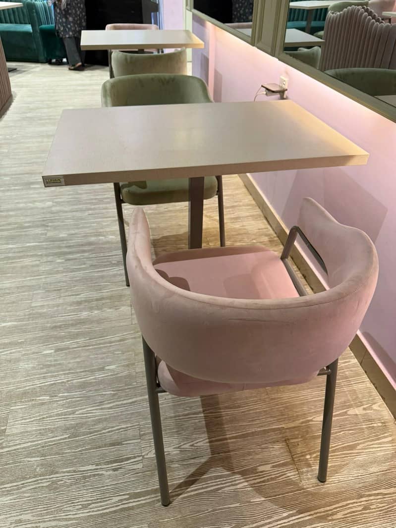 Bubble Sofasets - Chairs - Tables 14