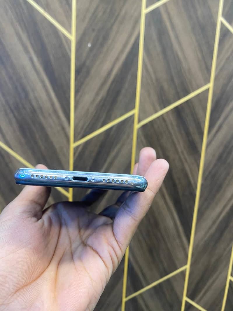 Apple iPhone X 2