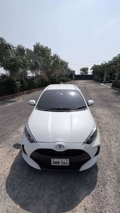 TOYOTA YARIS HATCHBACK X