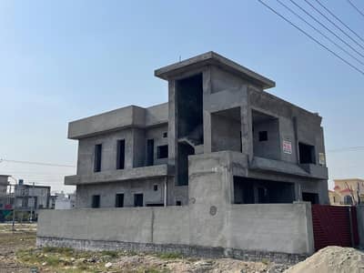 House For Sale 10 Marla Grestucture