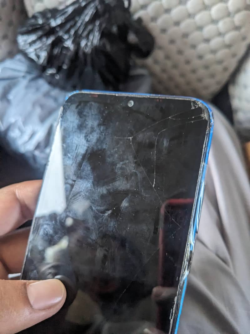 Tecno Spark 4 Lite 3