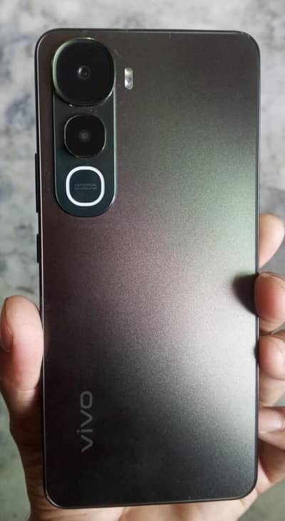Vivo Y400