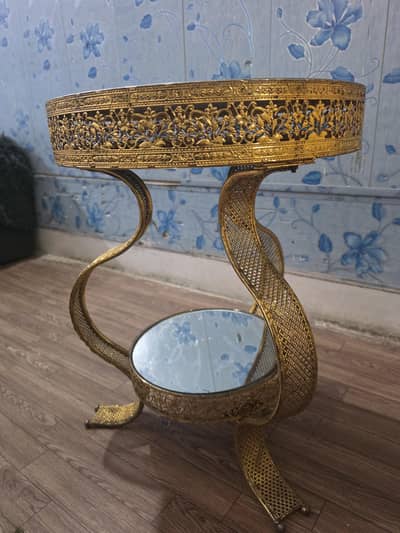golden iron table