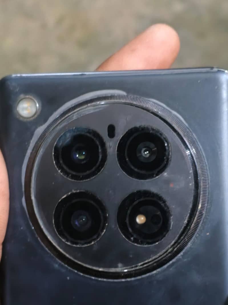 Infinix Zero 40 4