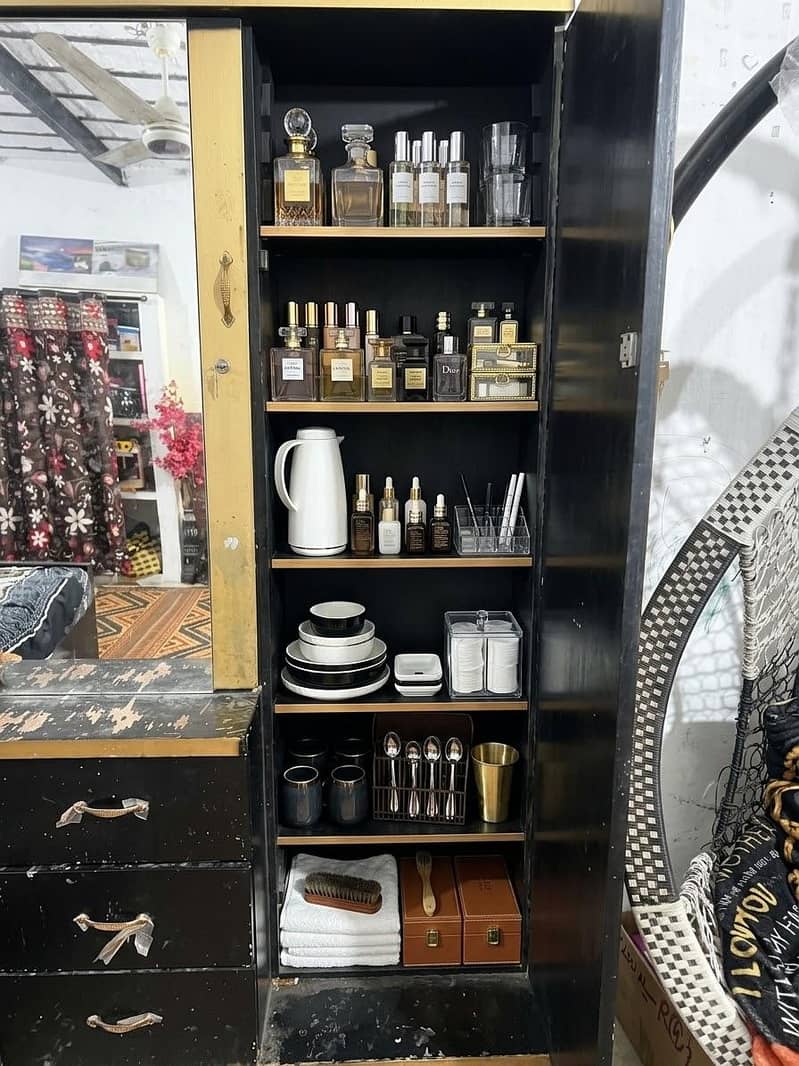 dressing table 2