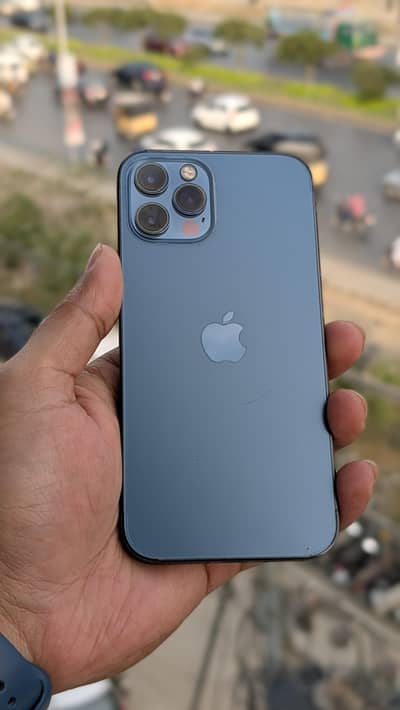 Apple iPhone 12 Pro FU with Box