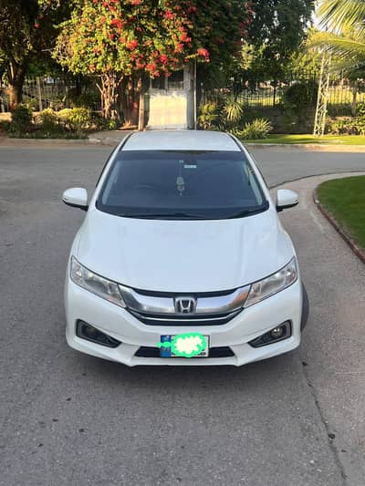 Honda Grace Hybrid 2015