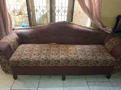 used sofa set and Table 3 steps