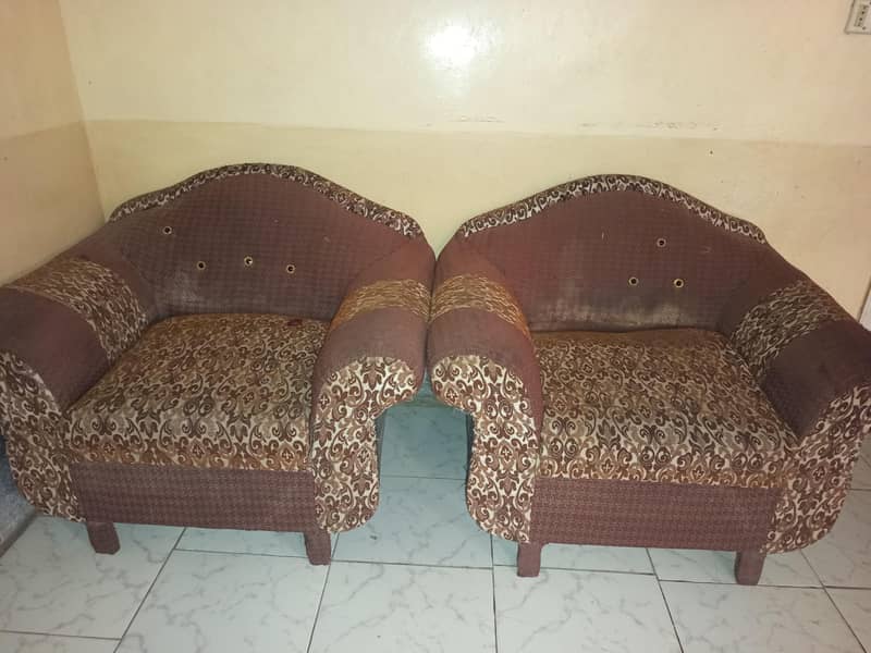used sofa set and Table 3 steps 1