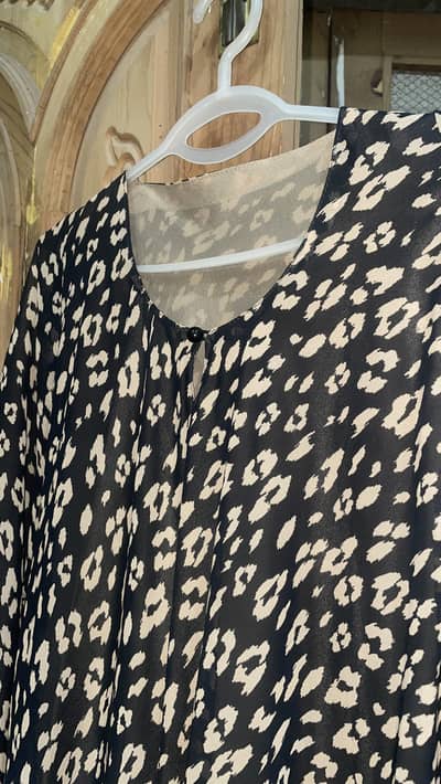 local market abaya , 10/10 condition