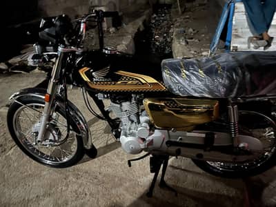 Honda CG Self Deposit Gold Edition 2025 Model Used Good For Sell